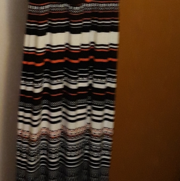 Dress - Picture 2 of 5